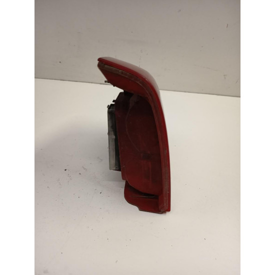 Lampa spate / Stop stanga spate VOLKSWAGEN PASSAT Estate 3B5 1997 - 2001 1.9 TDI AFN, AVG