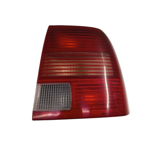 Lampa spate / Stop dreapta spate VOLKSWAGEN PASSAT Estate 3B5 1997 - 2001 1.9 TDI AFN, AVG