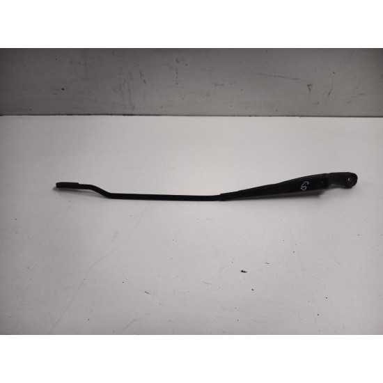 Brat stergator parbriz stanga fata VOLKSWAGEN PASSAT Estate 3B5 1997 - 2001 1.9 TDI AFN, AVG