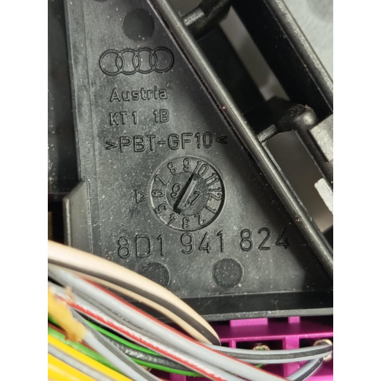 Panou sigurante VOLKSWAGEN PASSAT Estate 3B5 1997 - 2001 1.9 TDI AFN, AVG 8d1941824