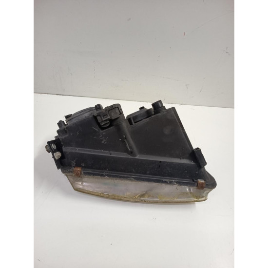 Far stanga fata VOLKSWAGEN PASSAT Estate 3B5 1997 - 2001 1.9 TDI AFN, AVG