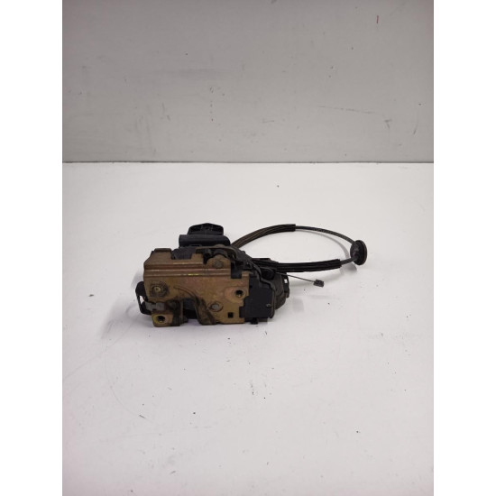 Broasca usa stanga fata VOLKSWAGEN PASSAT Estate 3B5 1997 - 2001 1.9 TDI AFN, AVG