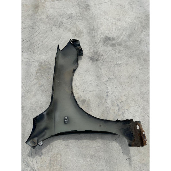 Aripa stanga MAZDA 3 BK 2003 - 2009 1.6 DI Turbo Y601