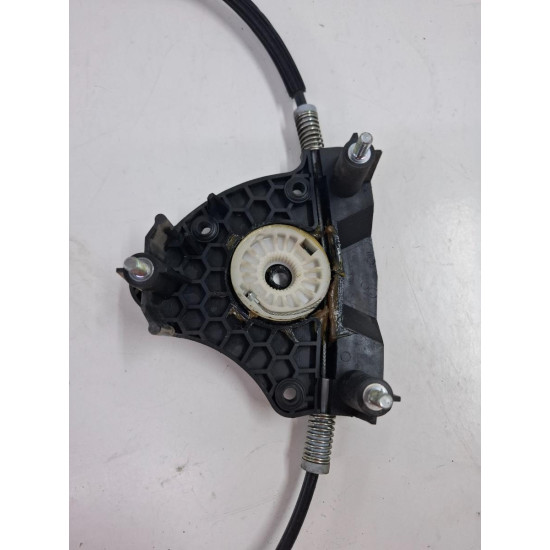dreapta fata RENAULT Symbol I [ 1998 - 2008 ] 1.4 16V (98 CP)