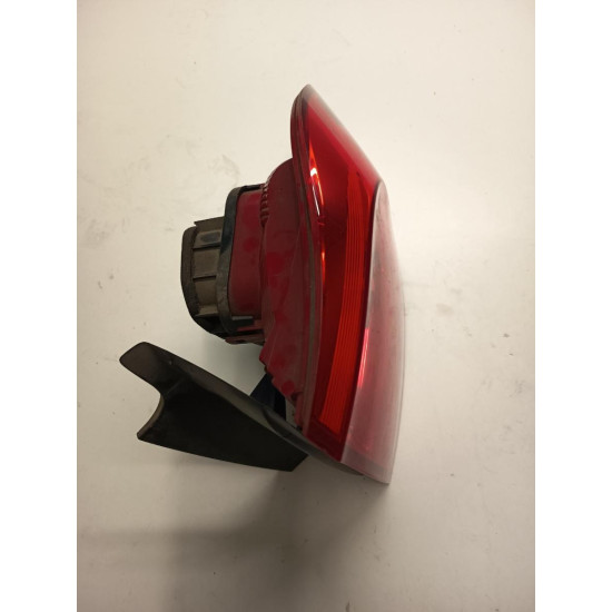 Lampa spate / Stop dreapta spate VOLKSWAGEN TOUAREG 7P5, 7P6 2010 - 2018 7p6945096d