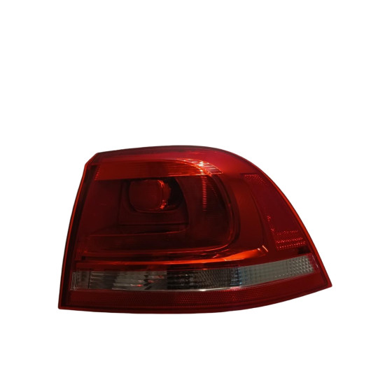 Lampa spate / Stop dreapta spate VOLKSWAGEN TOUAREG 7P5, 7P6 2010 - 2018 7p6945096d