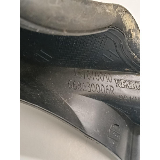 Grila stergator parbriz stanga fata RENAULT MEGANE III Grandtour KZ0/1 2008 -> 1.4 TCe H4J 700 668630006r