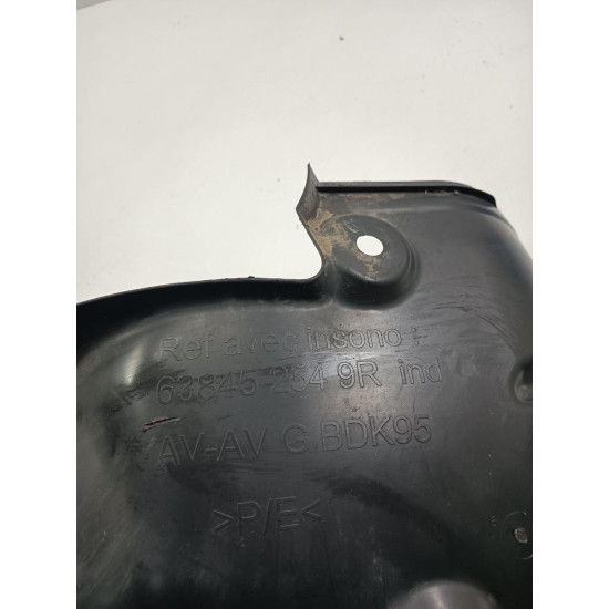Carenaj roata fata stanga fata RENAULT MEGANE III Grandtour KZ0/1 2008 -> 1.4 TCe H4J 700 638452549r